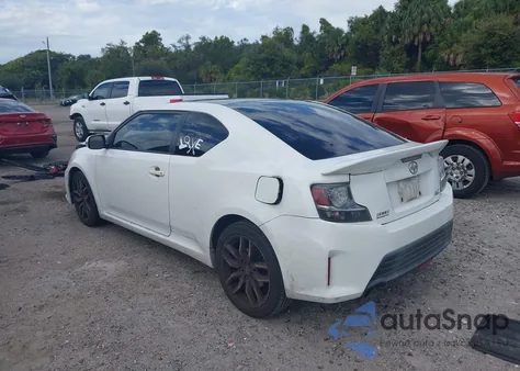 2014 Scion Tc from USA, damaged, VIN JTKJF5C78E3088514